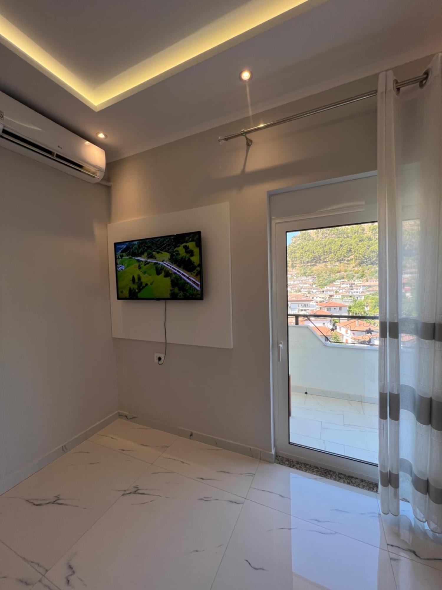 Guesthouse Bellavista Berat Exterior foto