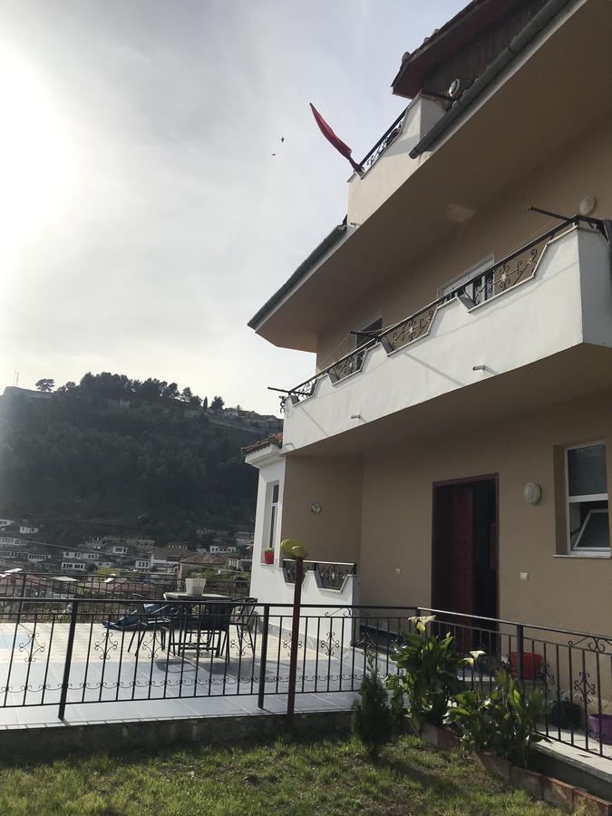 Guesthouse Bellavista Berat Exterior foto