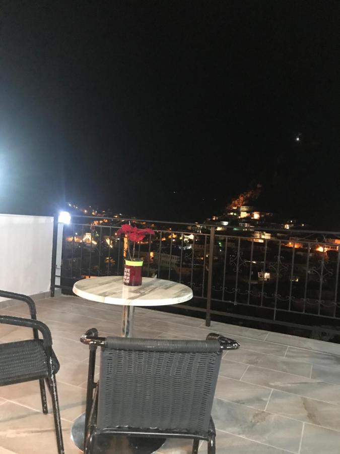 Guesthouse Bellavista Berat Exterior foto